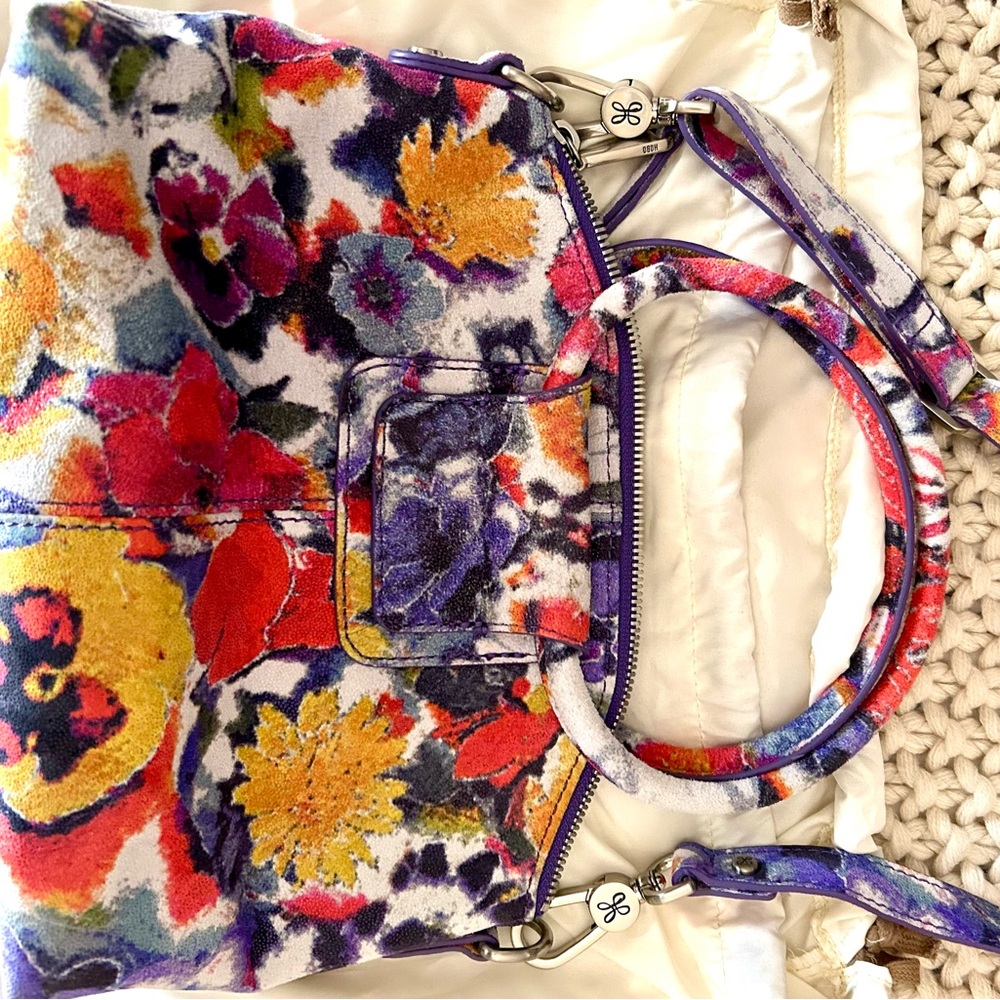 HOBO International Sheila Small Crossbody - Picture 2 of 3
